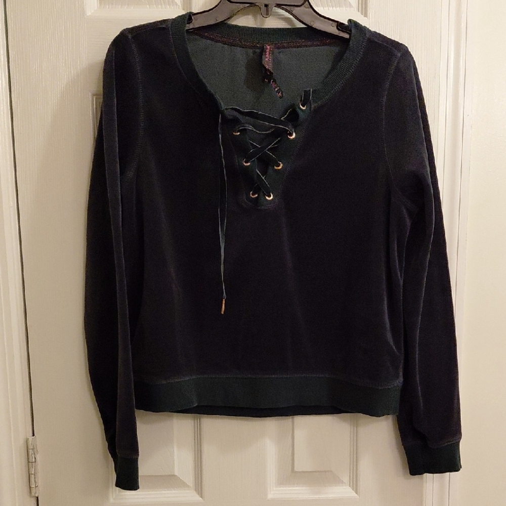 Betsey Johnson Black Lace-Up Sweatshirt